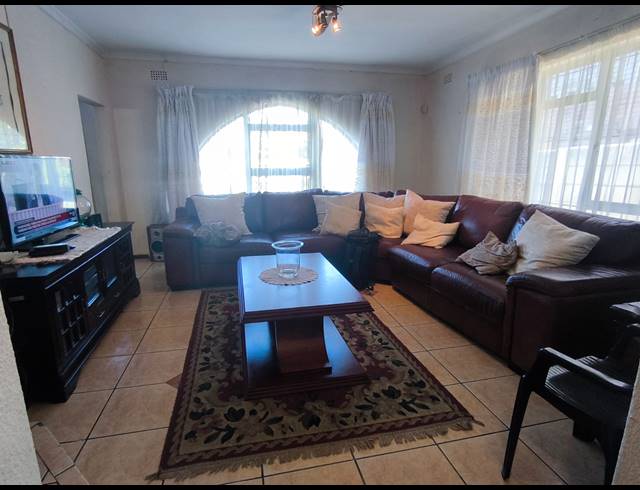 3 BEDROOM HOUSE FOR SALE IN BELMONT PARK